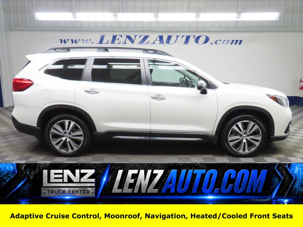 2022 Subaru Ascent Touring's photo