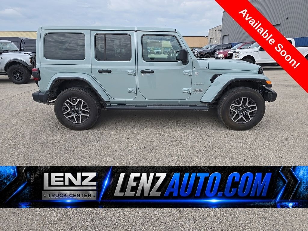 Used 2024 Jeep Wrangler 4x4 Unlimited Sahara SUV