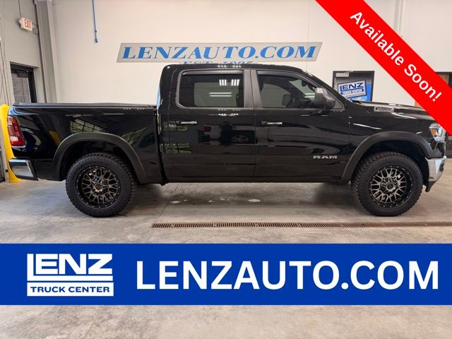 2019 RAM 1500 Big Horn/Lone Star 4x4 Crew Cab 5'7's photo