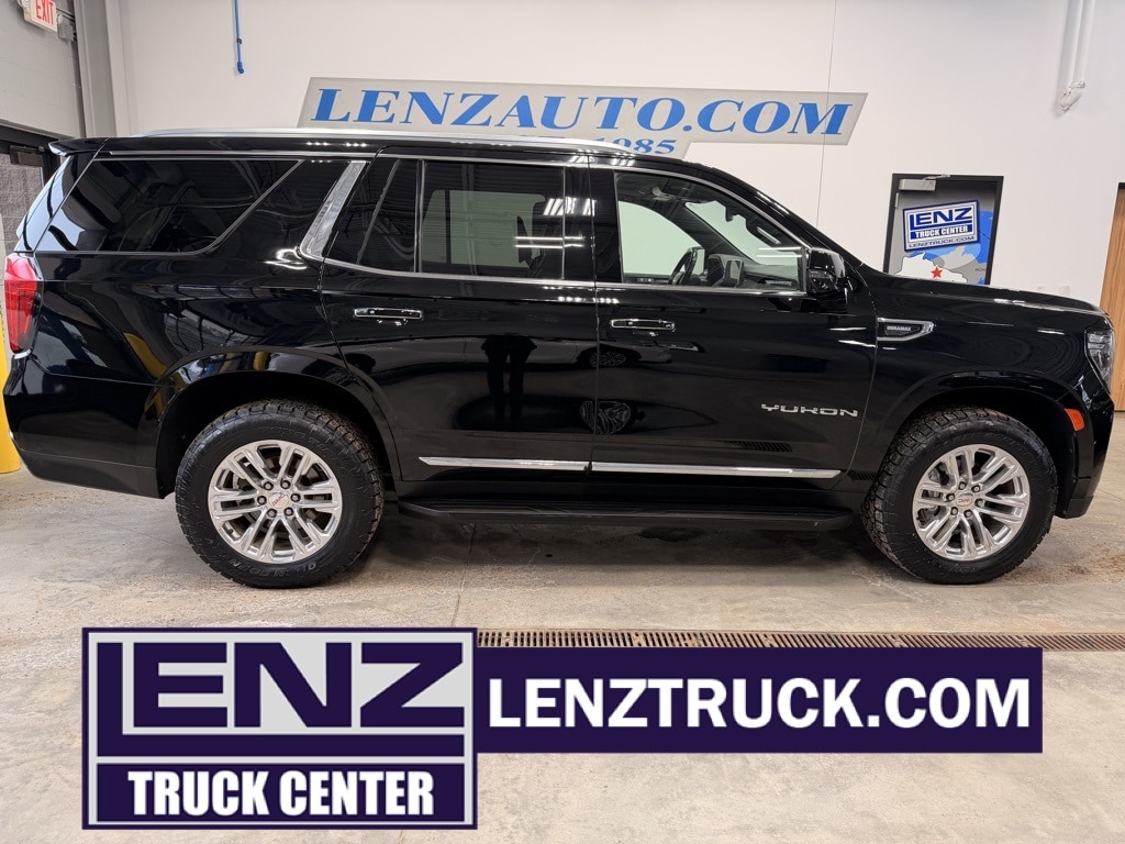 2021 GMC Yukon SLT's photo