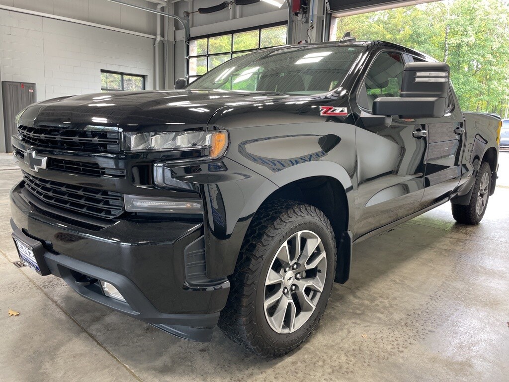 2022 Chevrolet Silverado 1500 RST photo 4