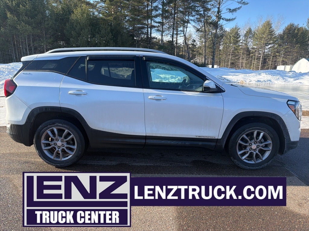 2022 GMC Terrain SLT