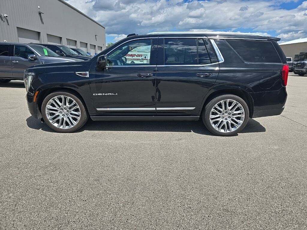 Used 2025 GMC Yukon Denali 4WD SUV