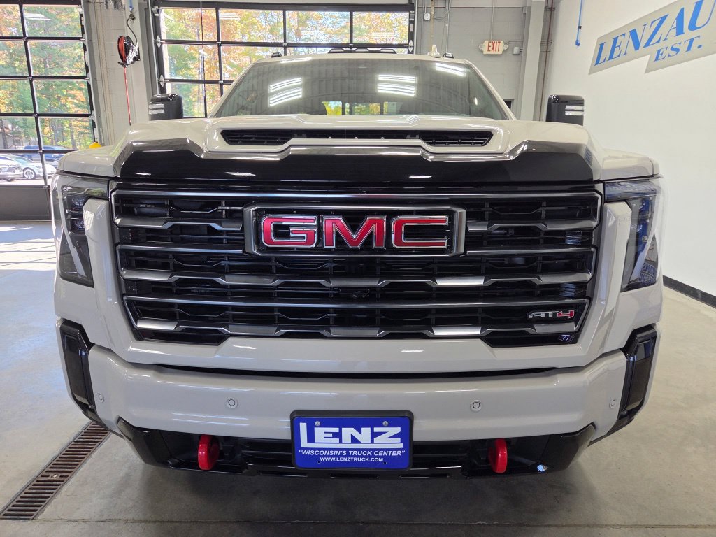 Used 2026 GMC Sierra 2500HD 4x4 Crew Cab AT4 Truck