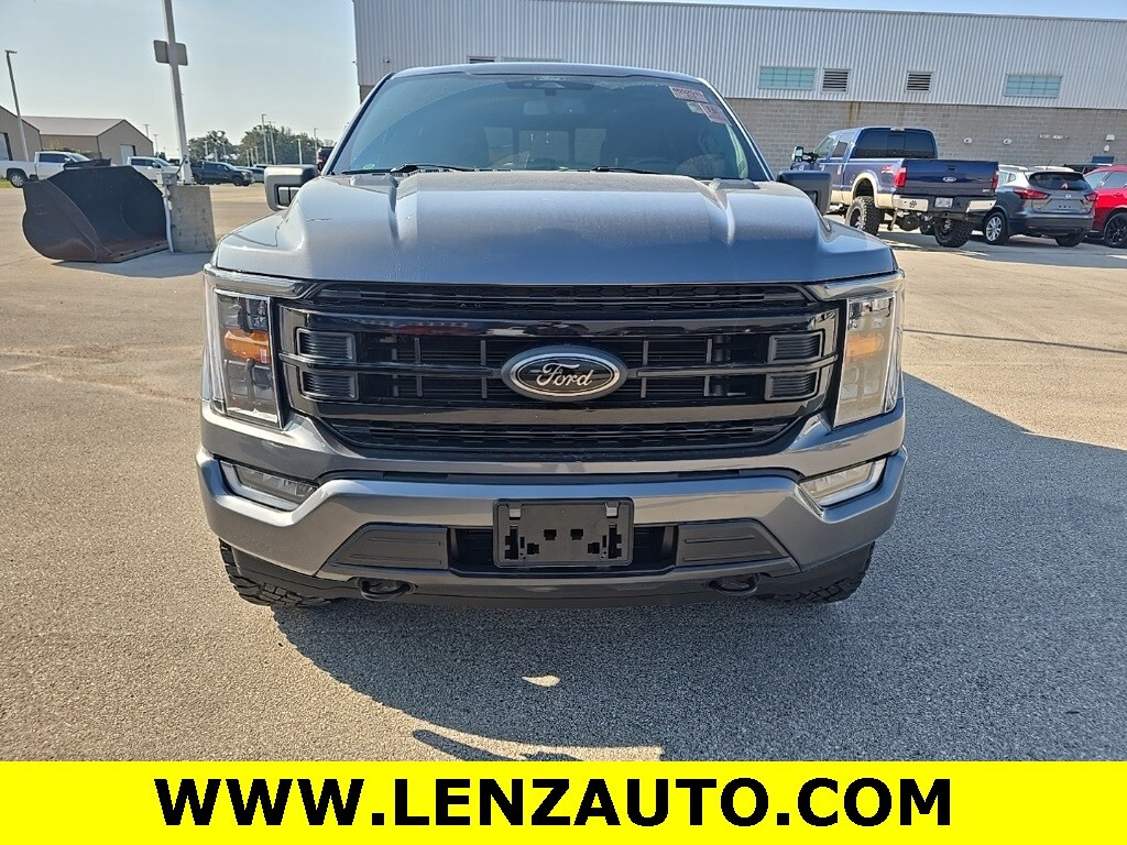 2022 Ford F-150 XLT photo 2