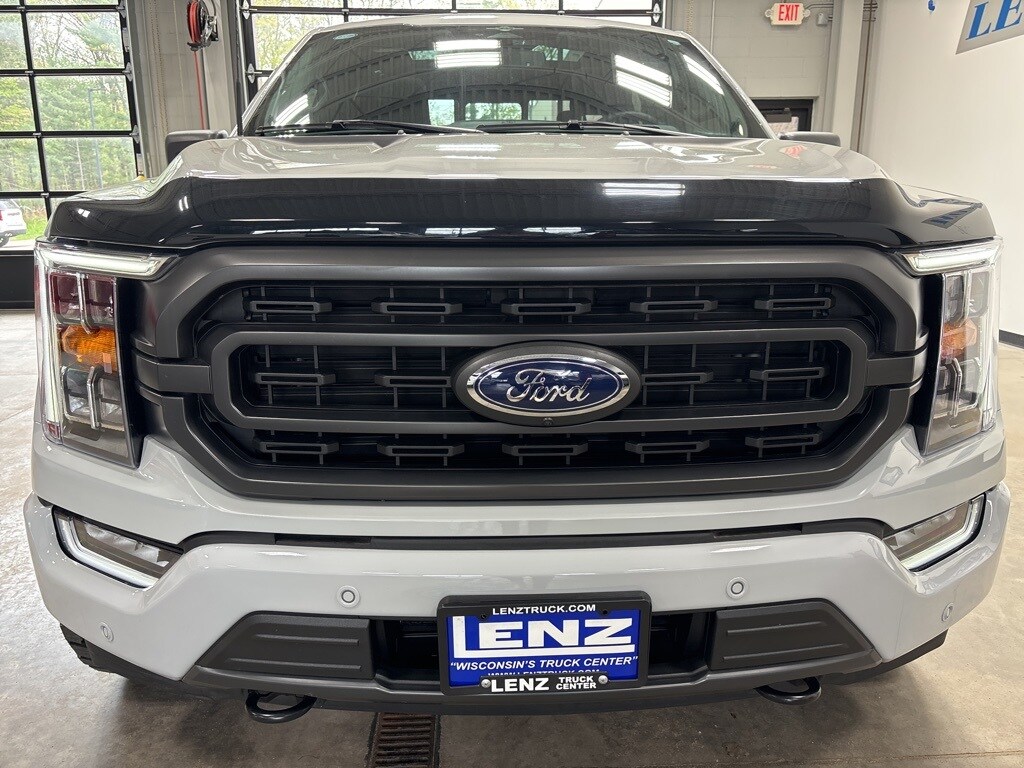 2023 Ford F-150 XLT photo 3