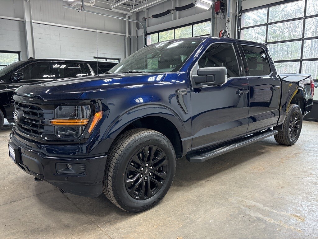2024 Ford F-150 XLT photo 4