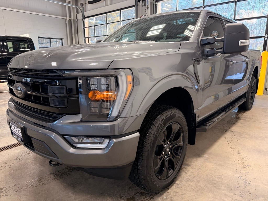 Used 2023 Ford F-150 4x4 SuperCrew XLT Truck