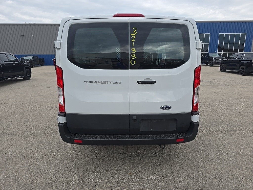 2023 Ford Transit photo 4