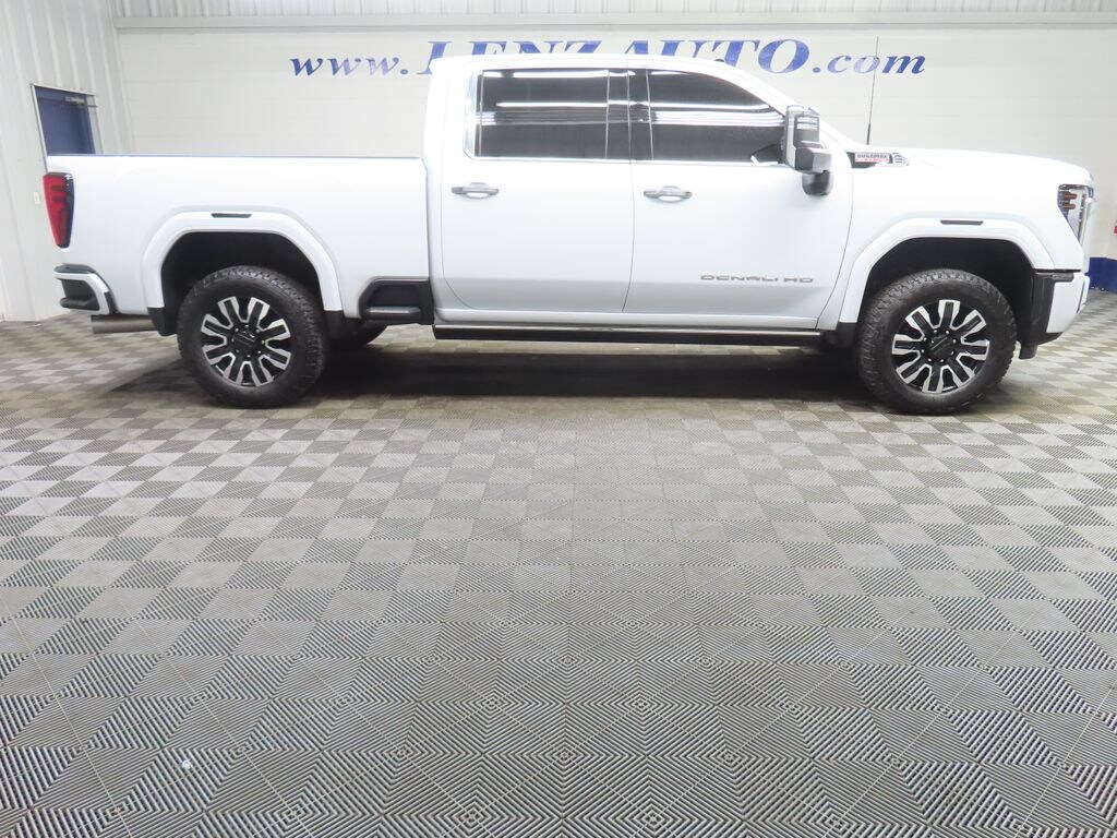 Used 2026 GMC Sierra 2500HD 4x4 Crew Cab Denali Truck