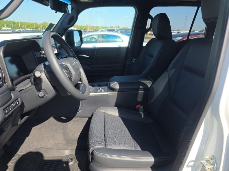 2024 Toyota Land Cruiser Base photo 4