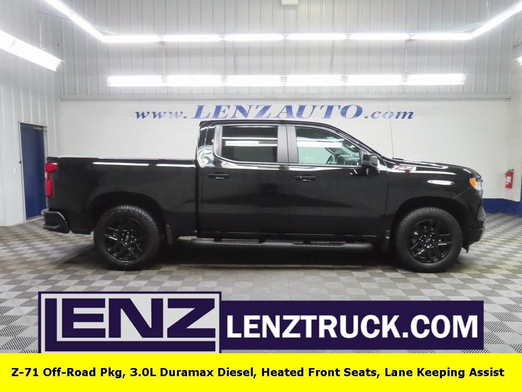 Used 2025 Chevrolet Silverado 1500 4x4 Crew Cab RST Truck
