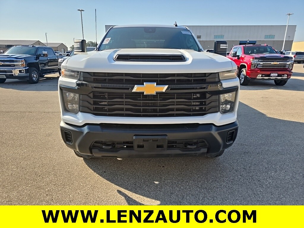 2024 Chevrolet Silverado 3500HD Work Truck photo 2