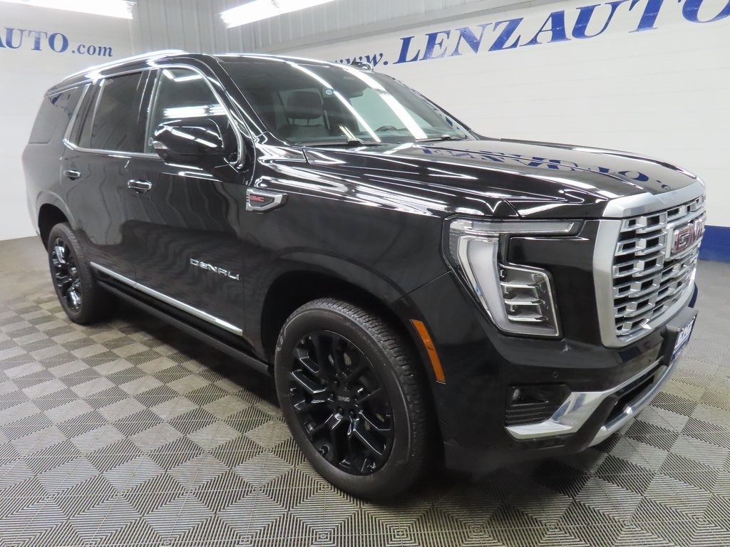 Used 2025 GMC Yukon Denali 4WD SUV