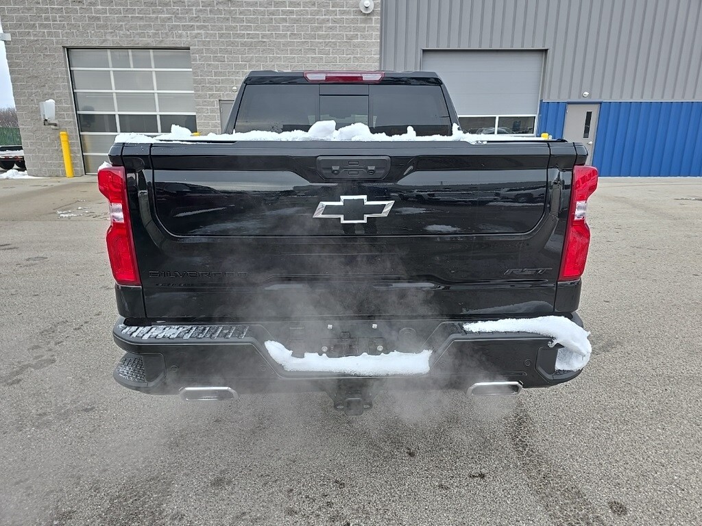 2025 Chevrolet Silverado 1500 RST photo 4