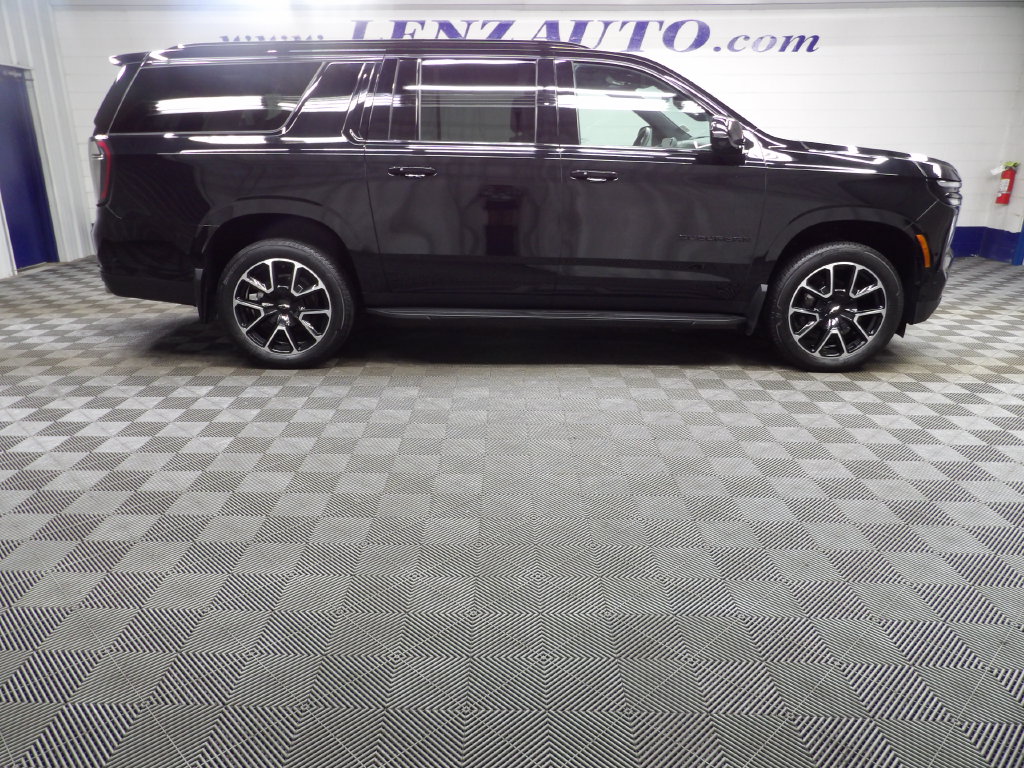 Used 2026 Chevrolet Suburban RST 4WD SUV