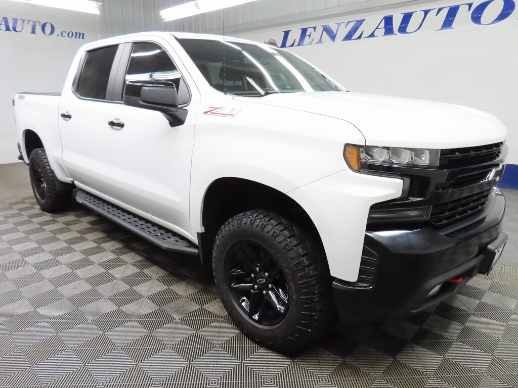 2022 Chevrolet Silverado 1500 LT Trail Boss photo 3