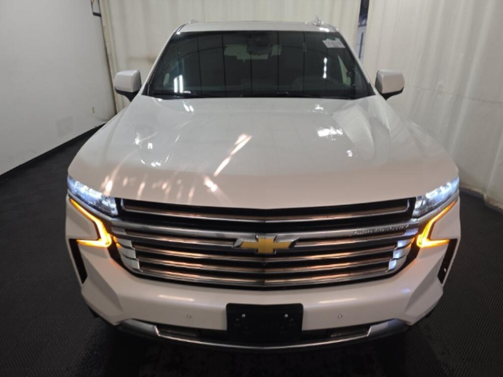 2023 Chevrolet Tahoe High Country photo 2