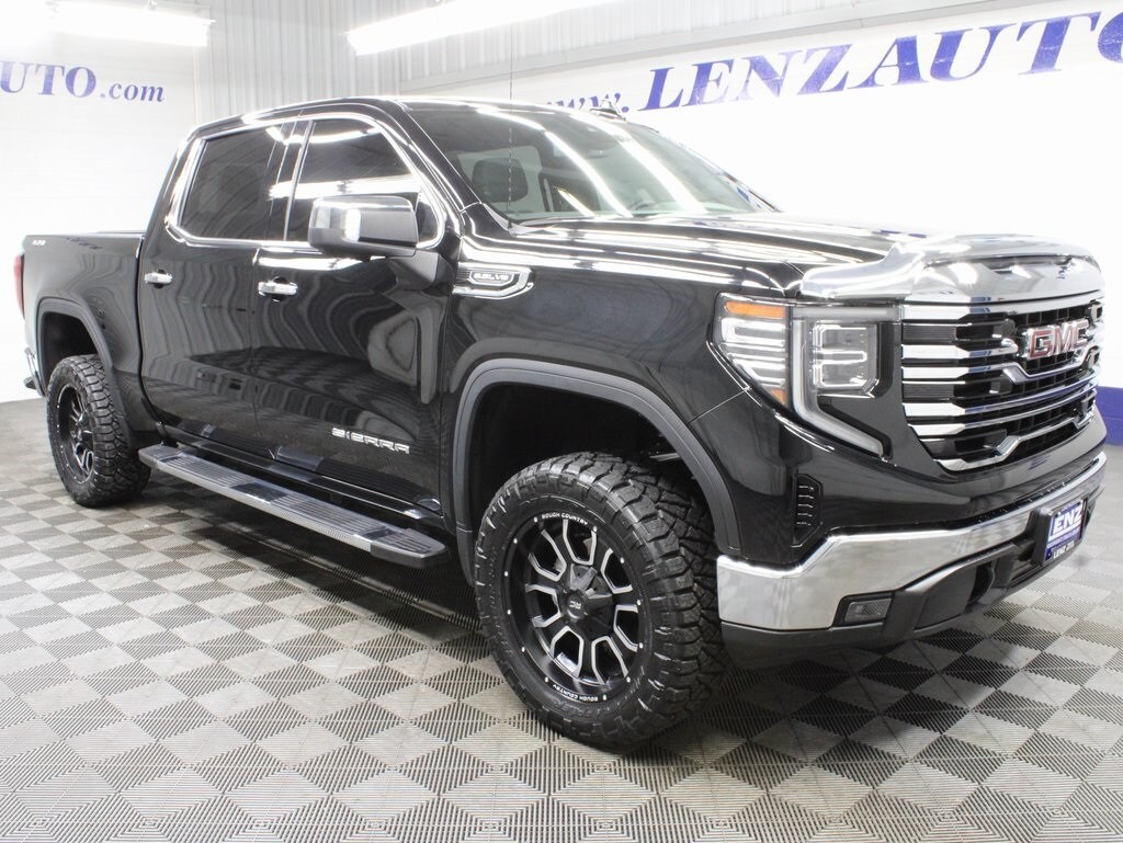 2024 Gmc Sierra 1500 SLT photo 3