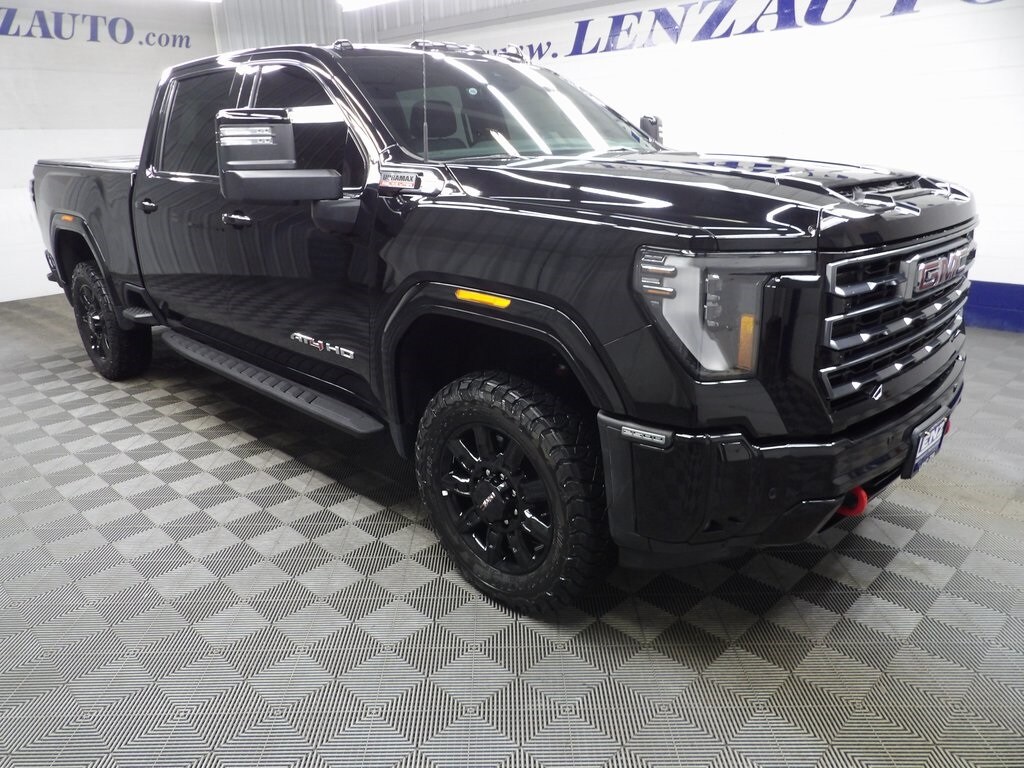 2025 Gmc Sierra HD AT4 photo 2