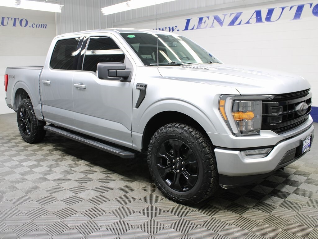 2023 Ford F-150 XLT photo 3
