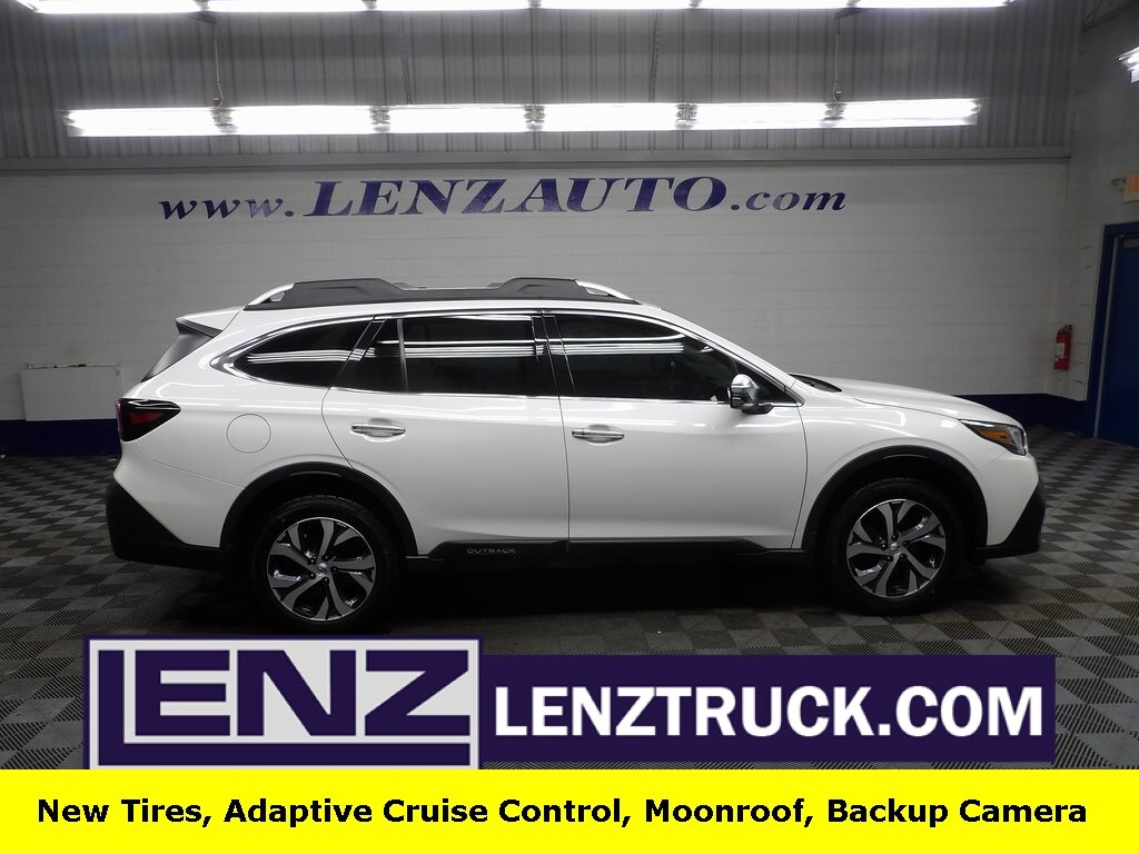 2022 Subaru Outback Touring's photo