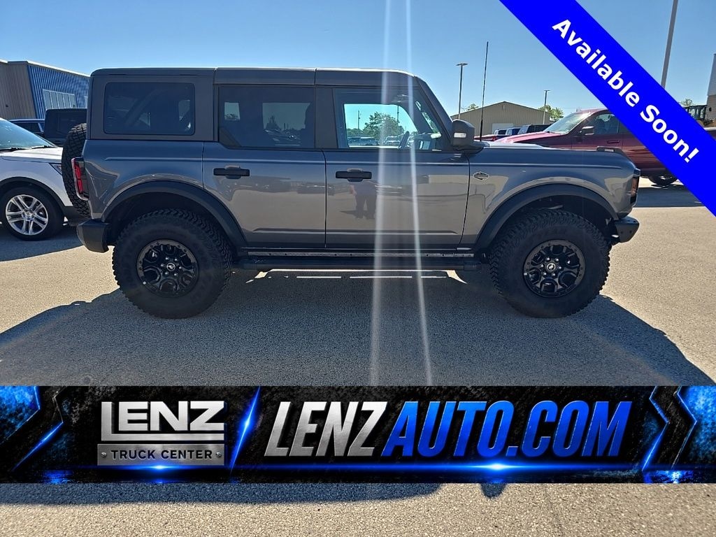 Used 2024 Ford Bronco Wildtrak 4WD SUV