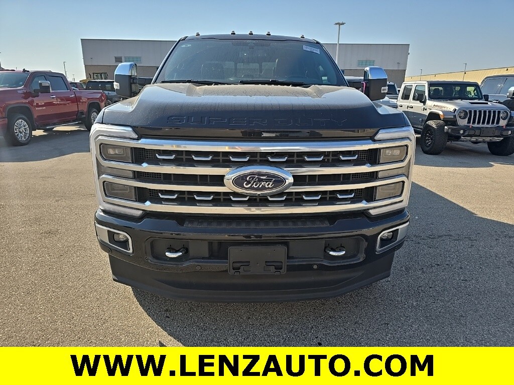 2024 Ford F-250 photo 2