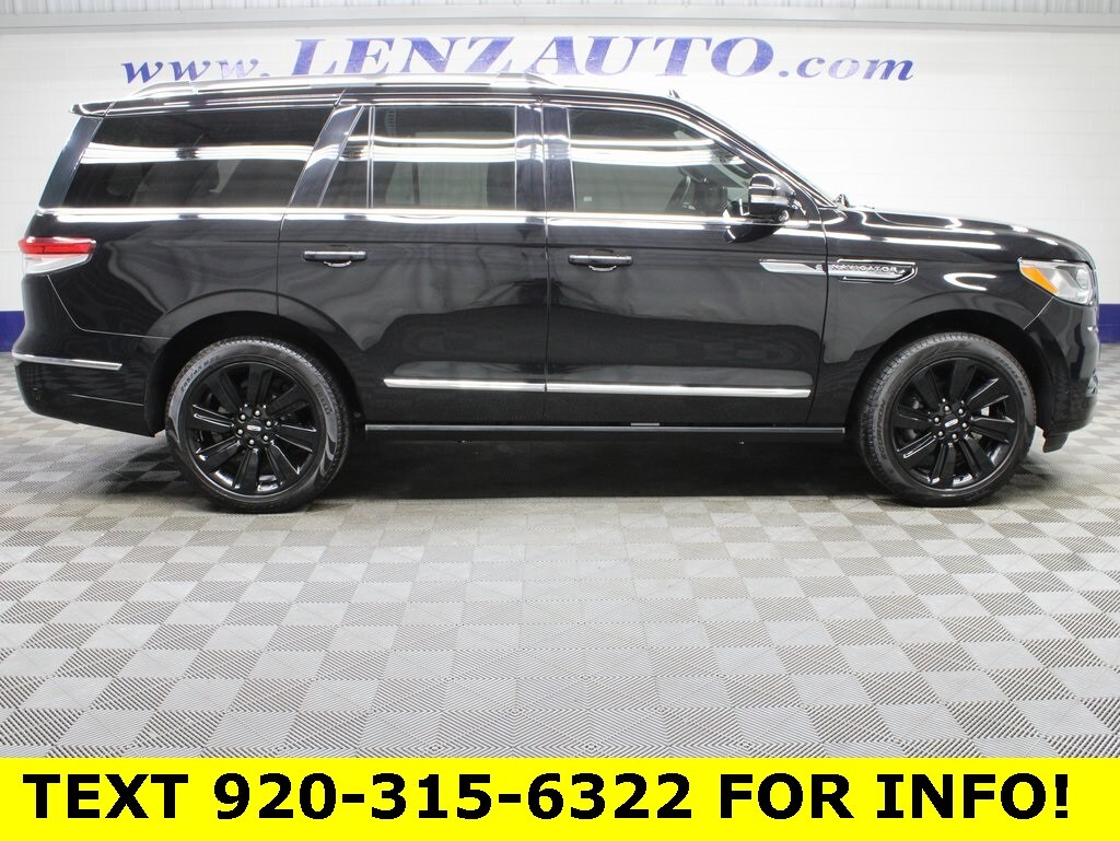 2023 Lincoln Navigator Reserve photo 2