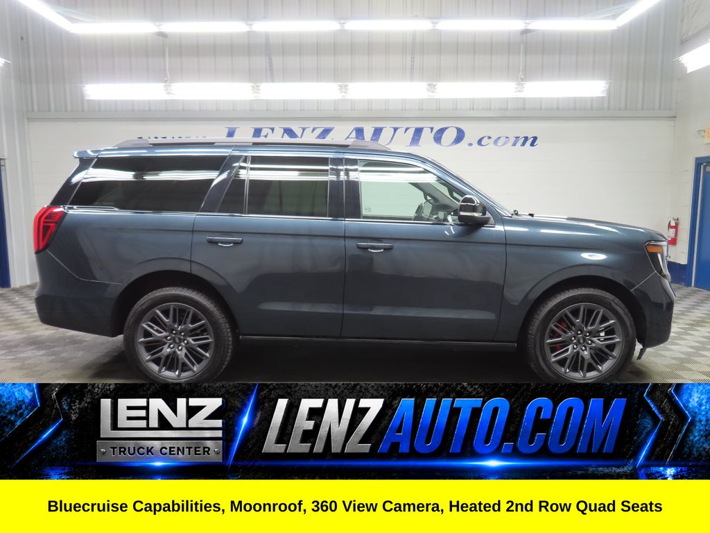 2025 Ford Expedition Platinum 4x4's photo