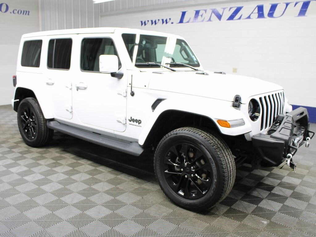 2023 Jeep Wrangler Unlimited High Altitude photo 3
