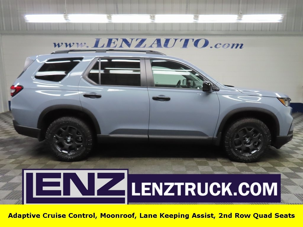 2025 Honda Pilot TrailSport's photo