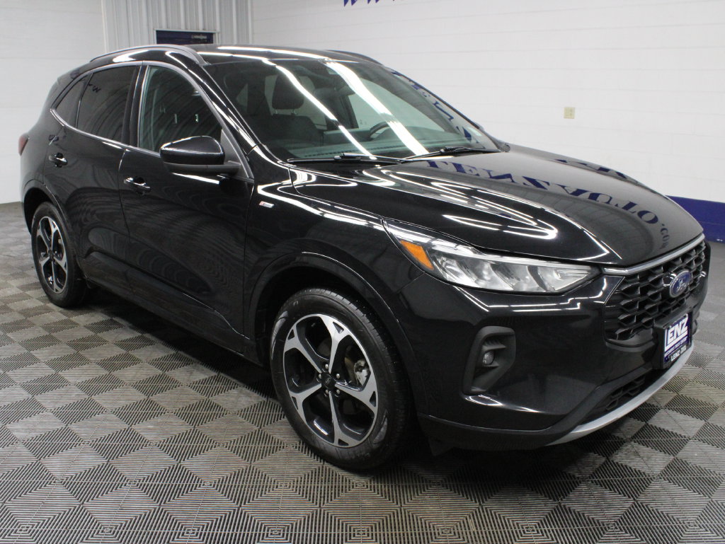 Used 2024 Ford Escape ST-Line Select AWD SUV