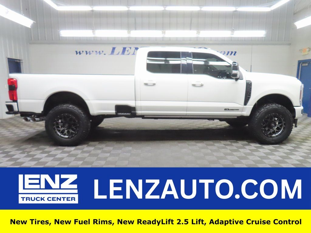 2025 Ford F-250 Platinum 4x4 Crew Cab 8' Box's photo