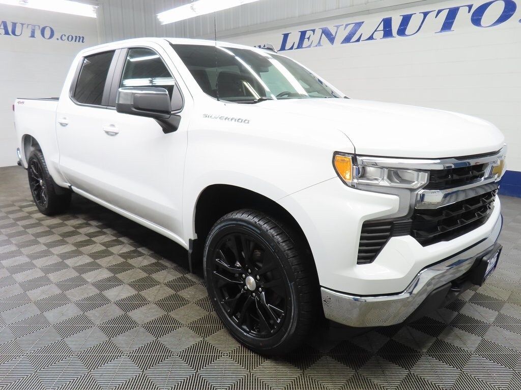 Used 2025 Chevrolet Silverado 1500 4x4 Crew Cab LT Truck