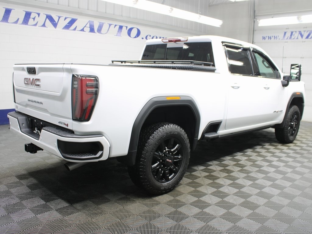 Used 2025 GMC Sierra 2500HD 4x4 Crew Cab AT4 Truck