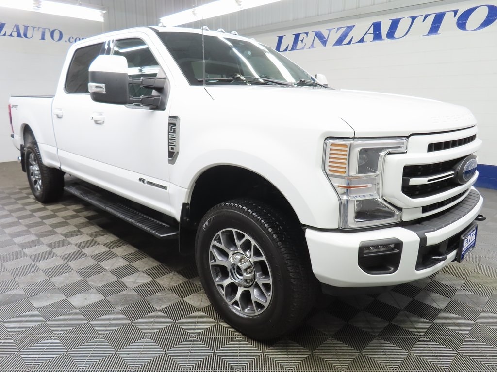Used 2022 Ford F-250SD 4x4 Crew Cab Lariat Truck