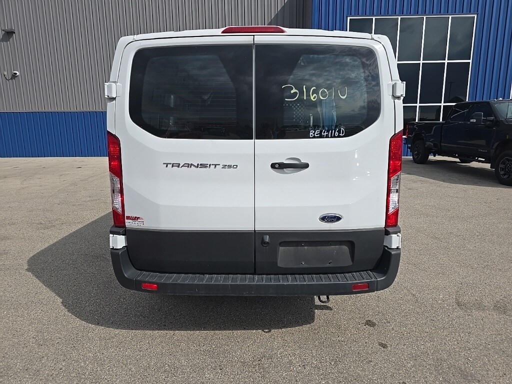 2023 Ford Transit photo 4