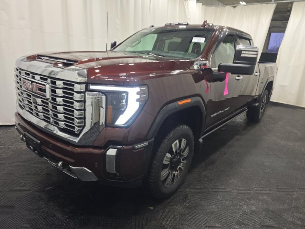 Used 2024 GMC Sierra 2500HD 4x4 Crew Cab Denali Truck