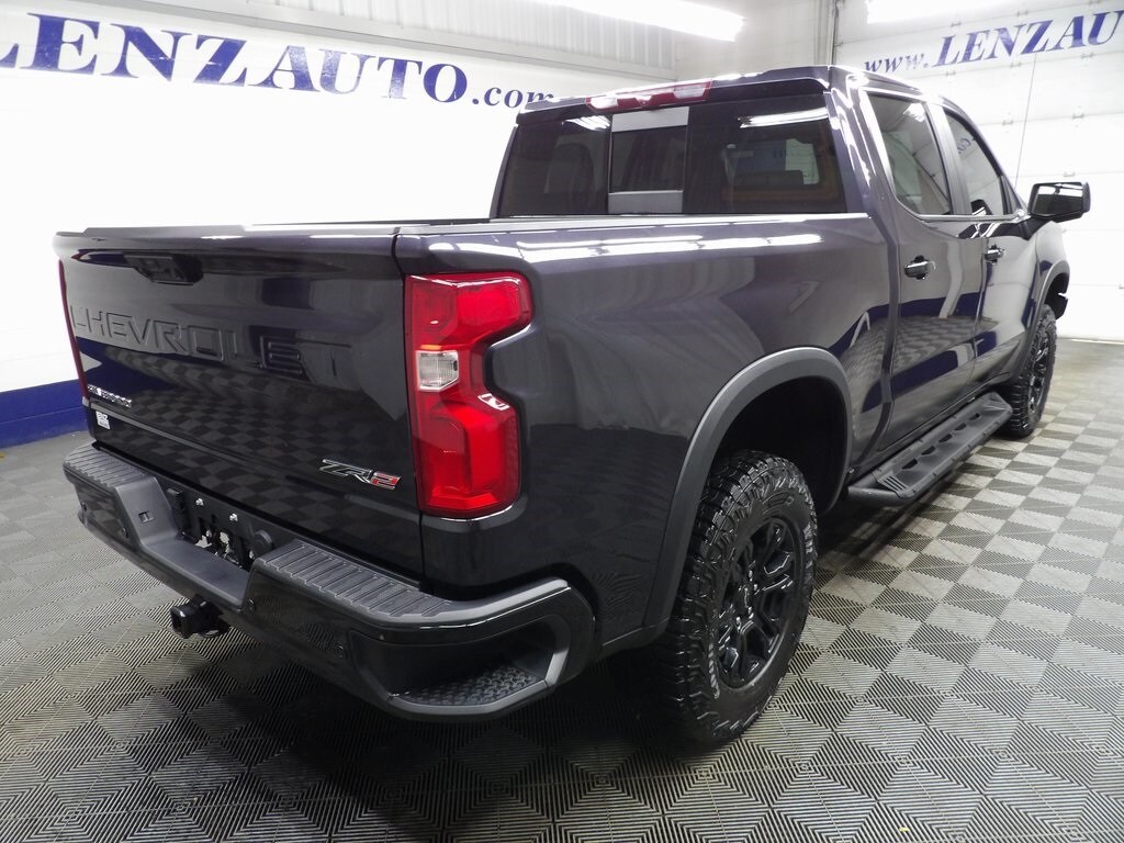 2024 Chevrolet Silverado 1500 ZR2 photo 3