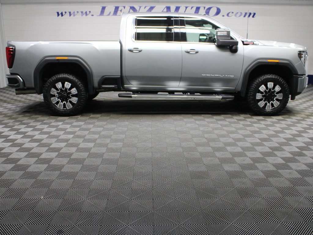 Used 2025 GMC Sierra 2500HD 4x4 Crew Cab Denali Truck