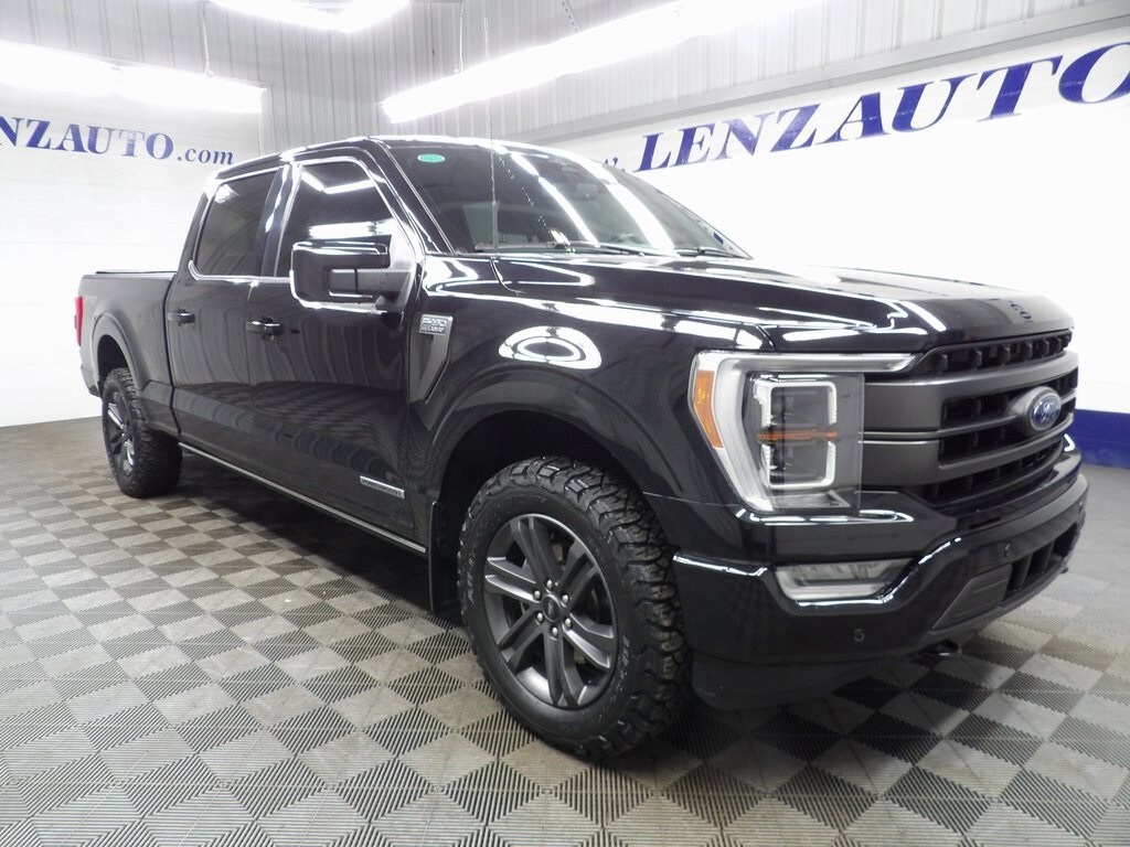 2023 Ford F-150 Lariat photo 2