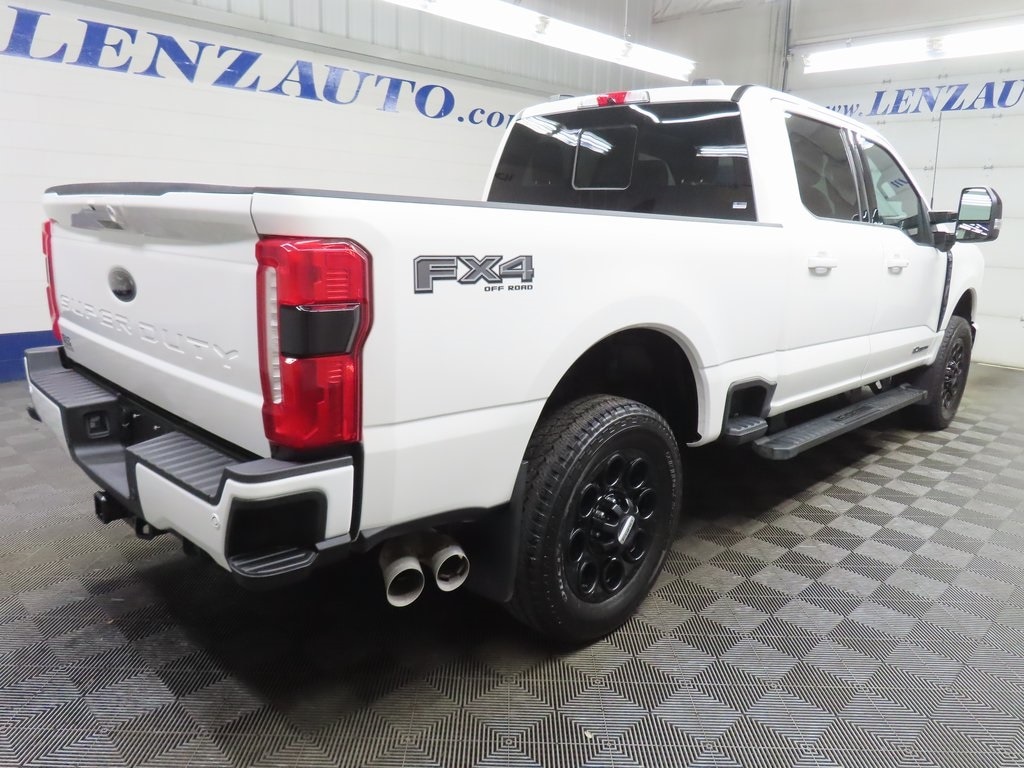 Used 2025 Ford F-250SD 4x4 Crew Cab Lariat Truck