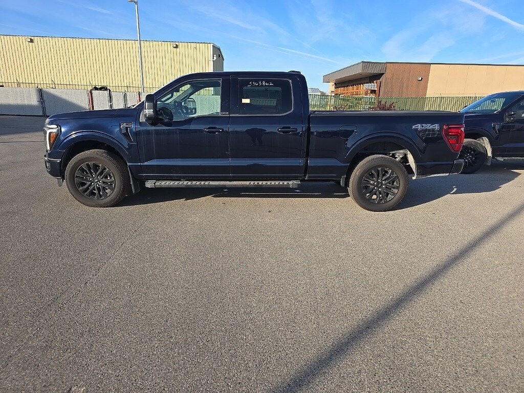 2025 Ford F-150 Lariat photo 3