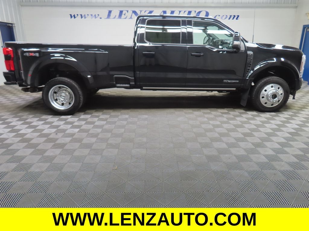 Used 2025 Ford F-450SD 4x4 Crew Cab Platinum DRW Truck