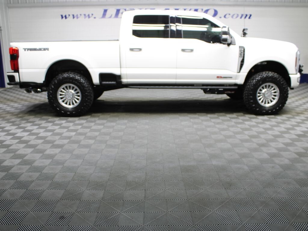 Used 2026 Ford F-350SD 4x4 Crew Cab Platinum SRW Truck