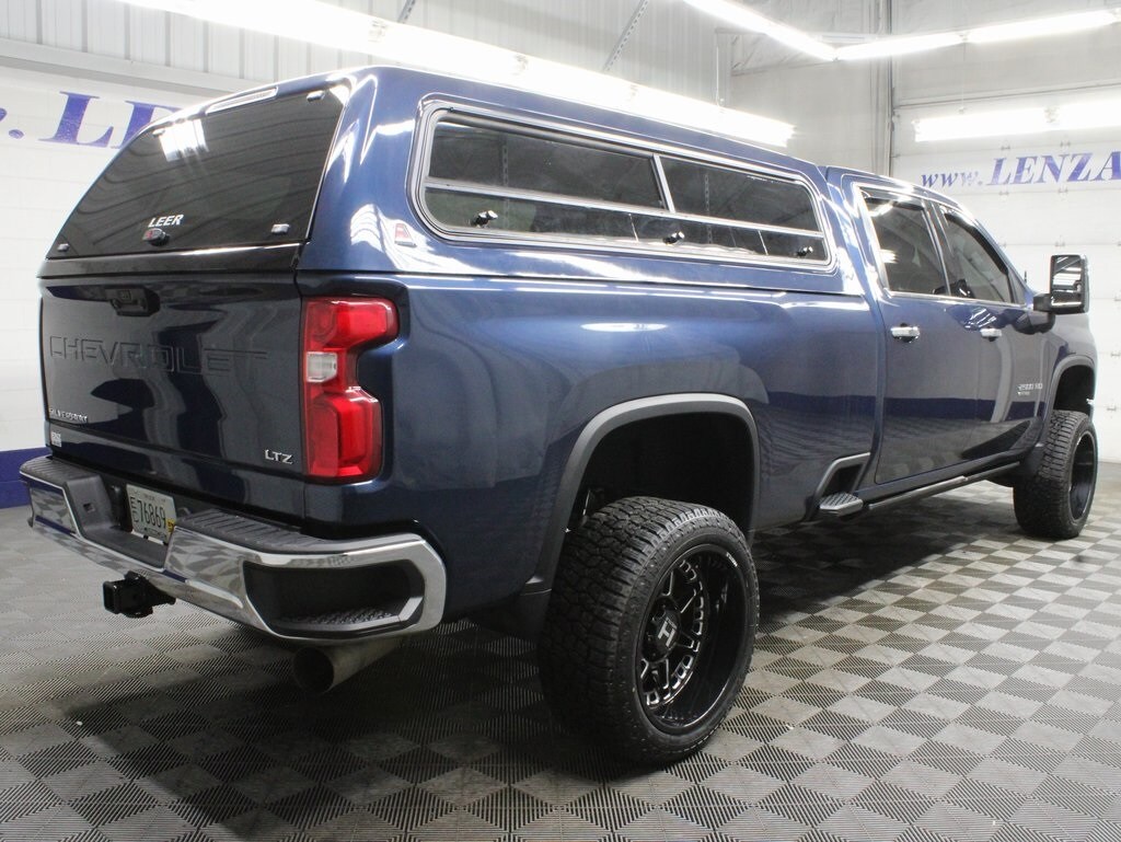 2022 Chevrolet Silverado 2500HD LTZ photo 4