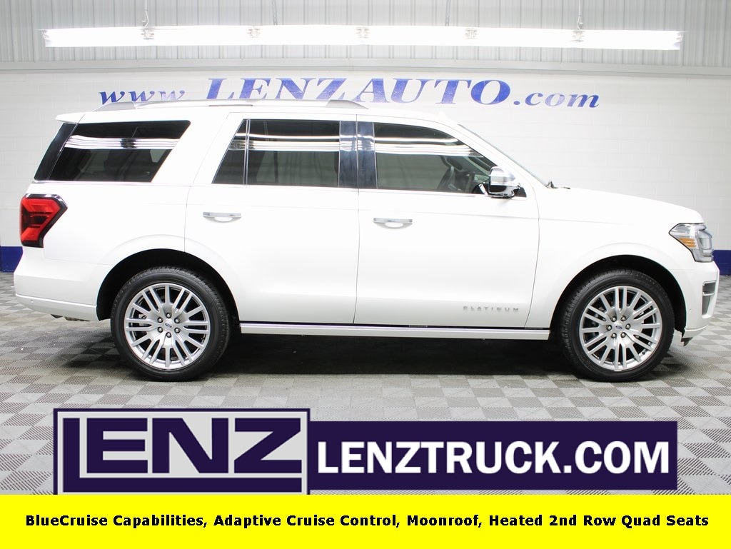 2024 Ford Expedition Platinum's photo