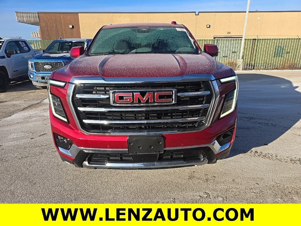 Used 2025 GMC Yukon Elevation 4WD SUV