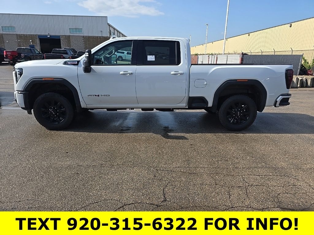 Used 2026 GMC Sierra 2500HD 4x4 Crew Cab AT4 Truck